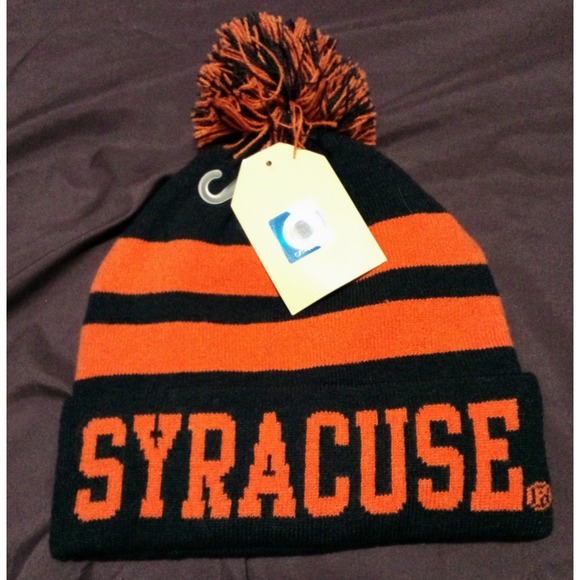 NEW‎ The Game Officially Licensed NCAA Syracuse University Adult Knit Winter Hat - Picture 1 of 3